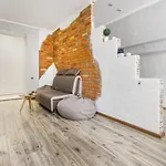 Loft On Mayakovsky 9 דירה *